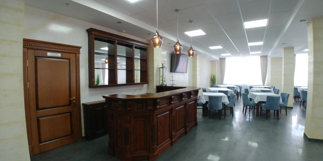 Hotel Meridian Brody Esterno foto